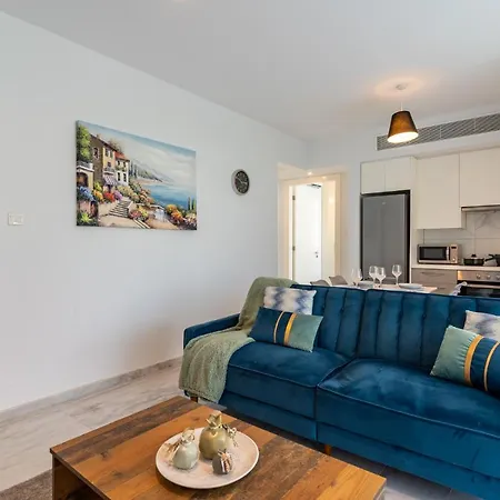 Starlet 1-bedroom In * 라르나카