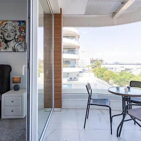 Starlet 1-bedroom In Appartement *